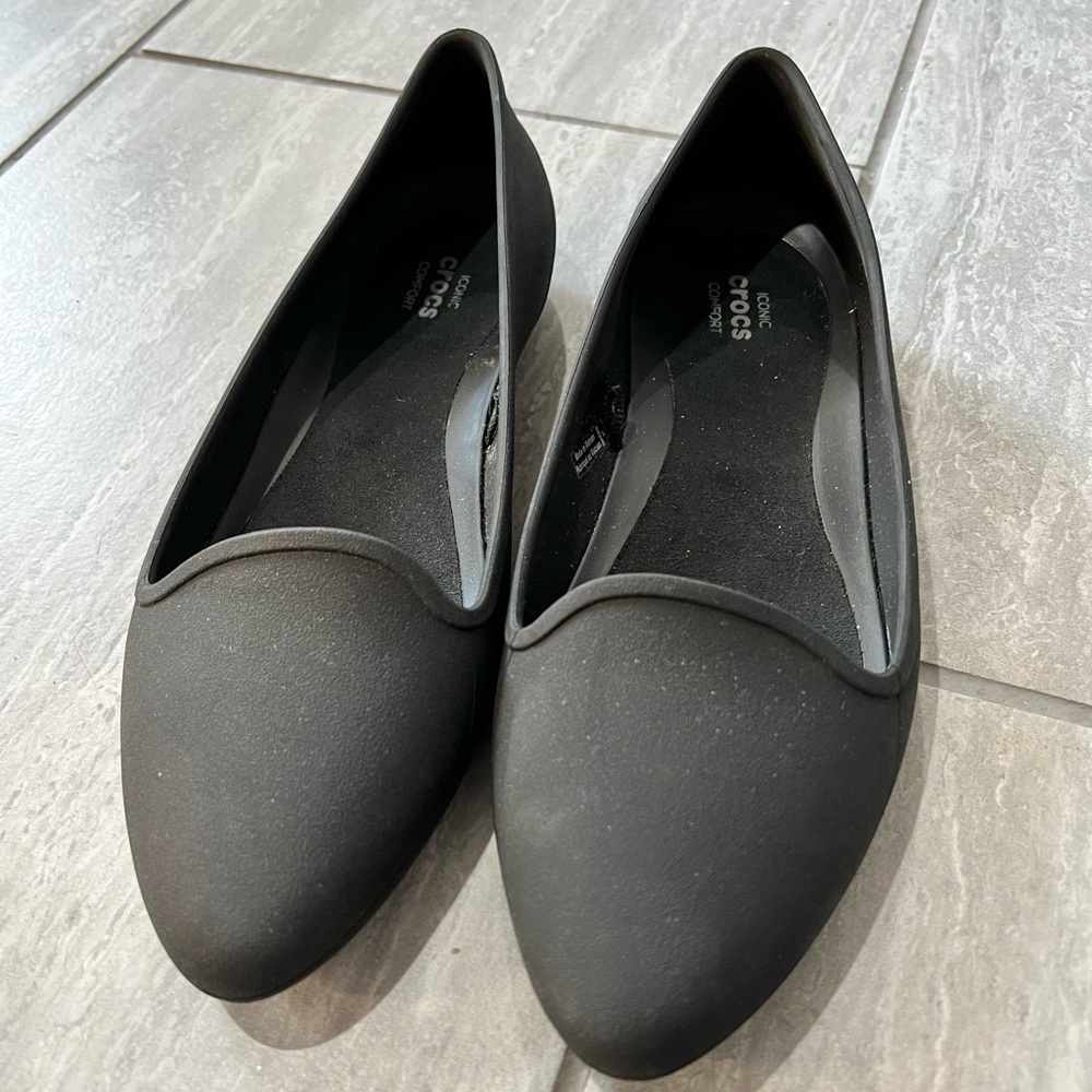 Crocs comfort flats sz 7